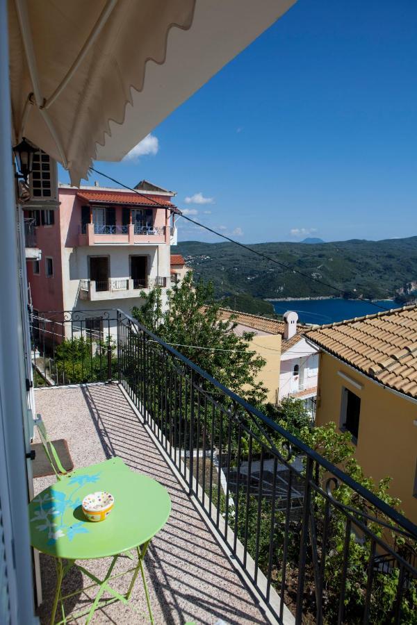 Family House In Lakones Villa Палеокастрица Екстериор снимка